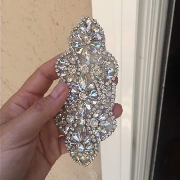 Stunning bridal wrist cuff and hair comb! - Picture 2 of 8